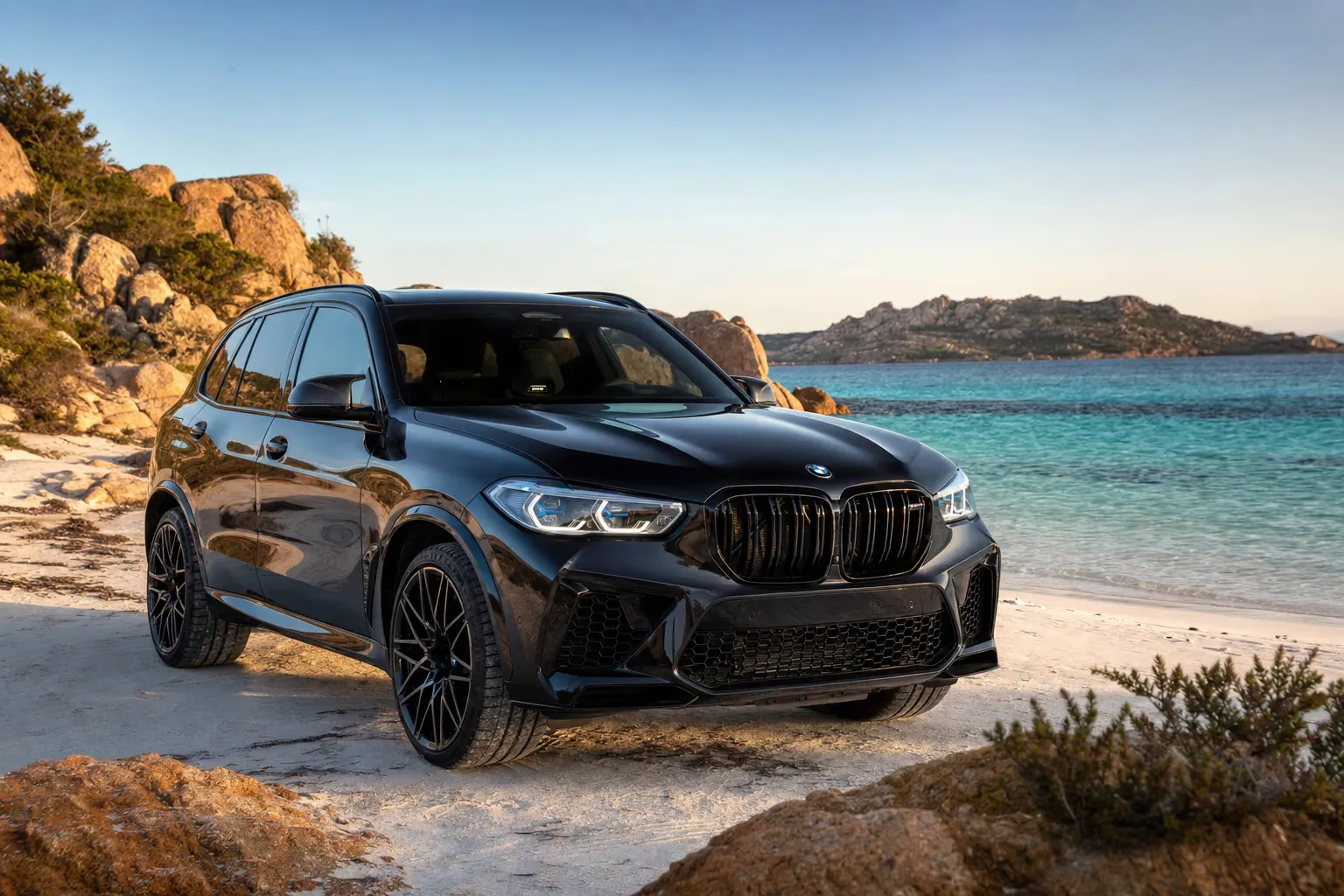Noleggio BMW X5 M Competition in Sardegna – LSM Car Luxury