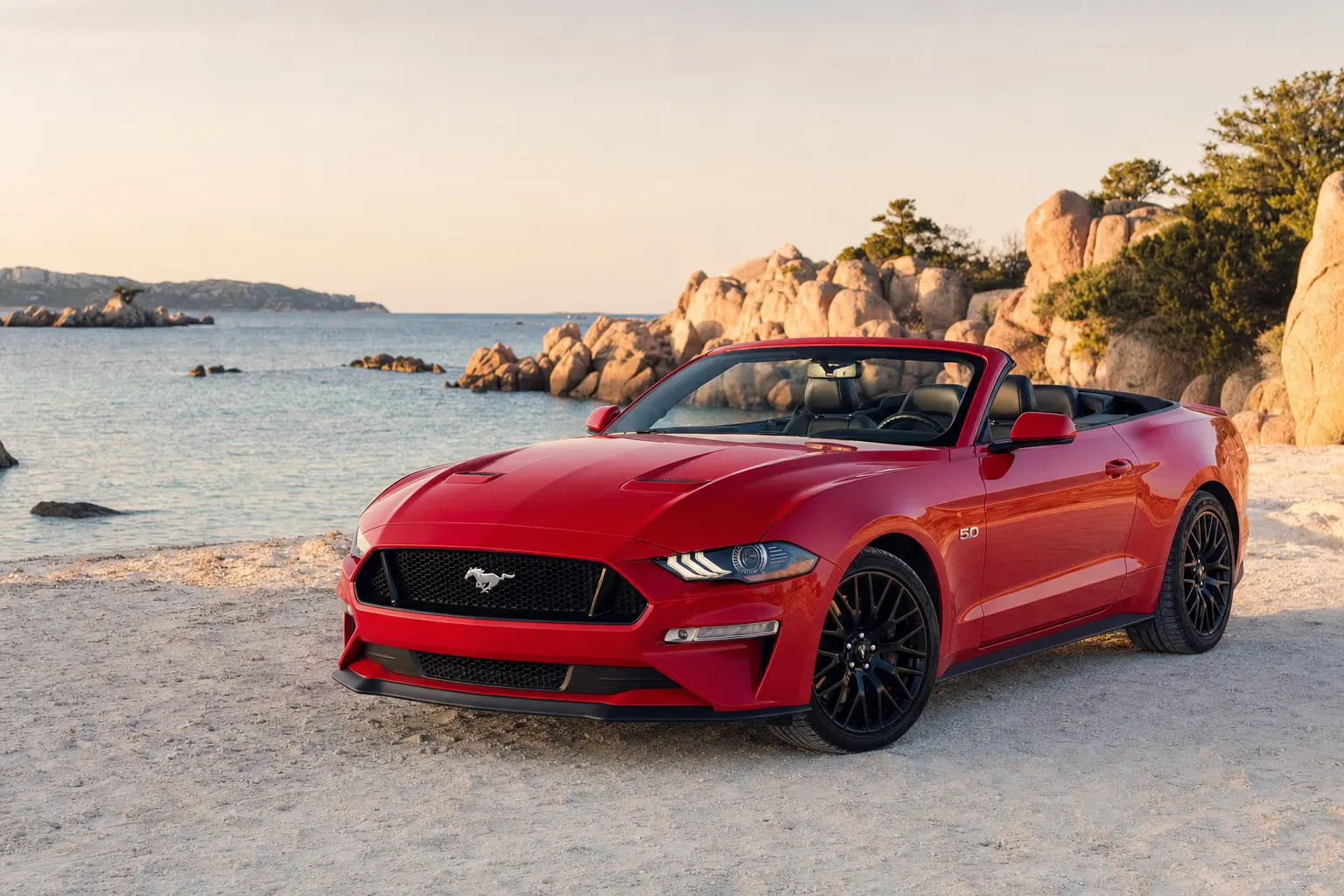 Noleggio Ford Mustang GT Convertible in Sardegna – LSM Car Luxury