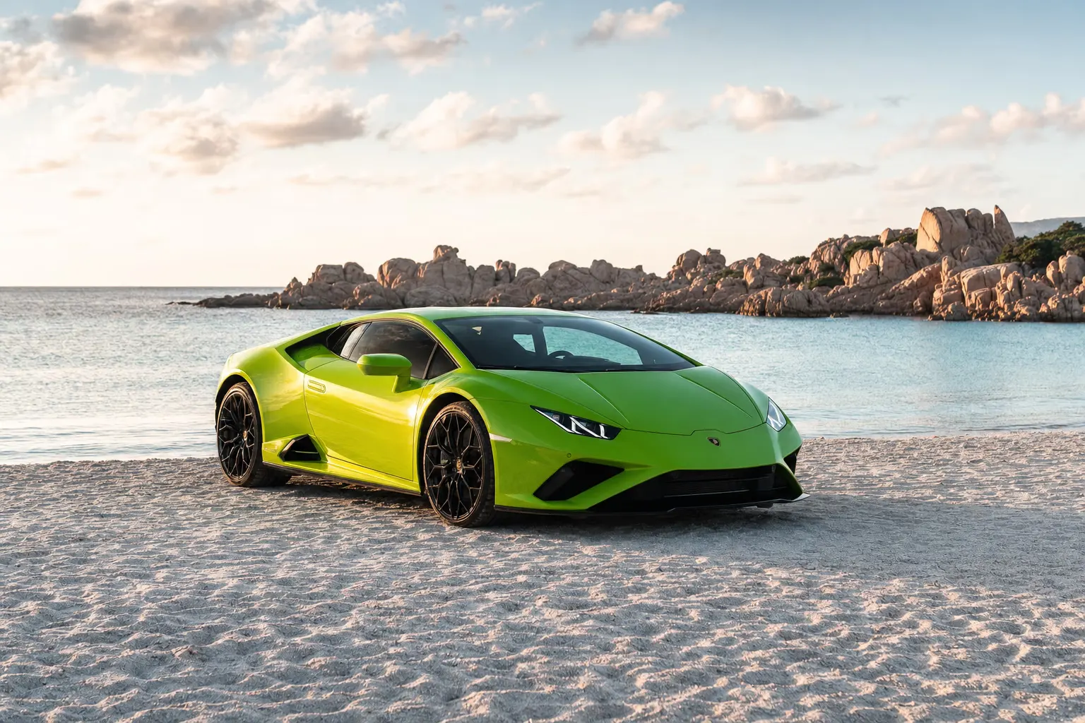 Noleggio Lamborghini Huracán in Sardegna – LSM Car Luxury
