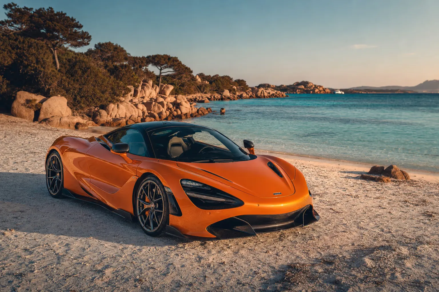 Noleggio McLaren 720S in Sardegna – LSM Car Luxury