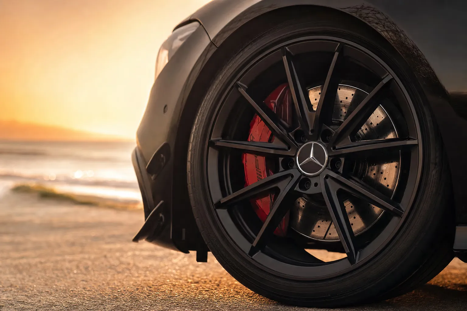Dettaglio cerchio e pinza freno della Mercedes-AMG CLA 45 S