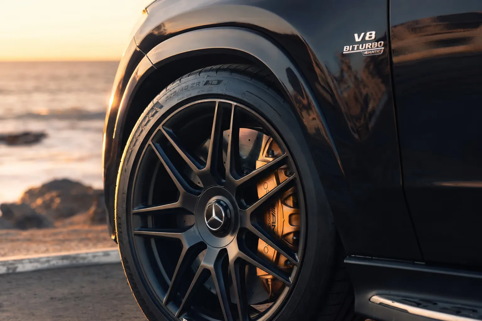 Dettaglio cerchio e pinza freno della Mercedes-AMG GLE 63 S Coupé