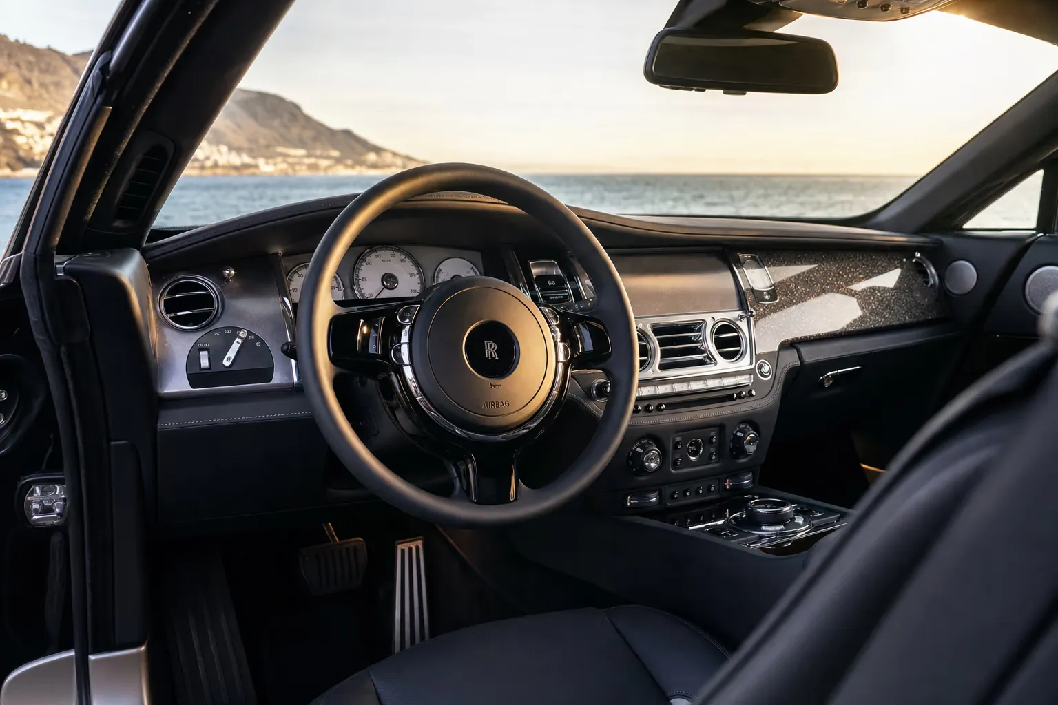 Interni di Rolls-Royce Wraith – noleggio in Sardegna